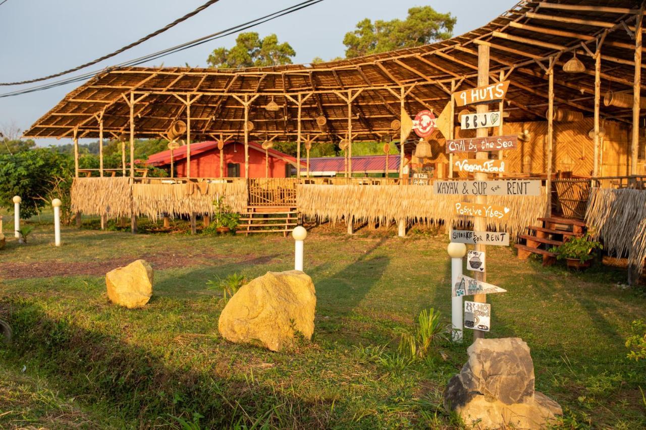 9 Huts On A Hill Hotel Kudat Exterior photo